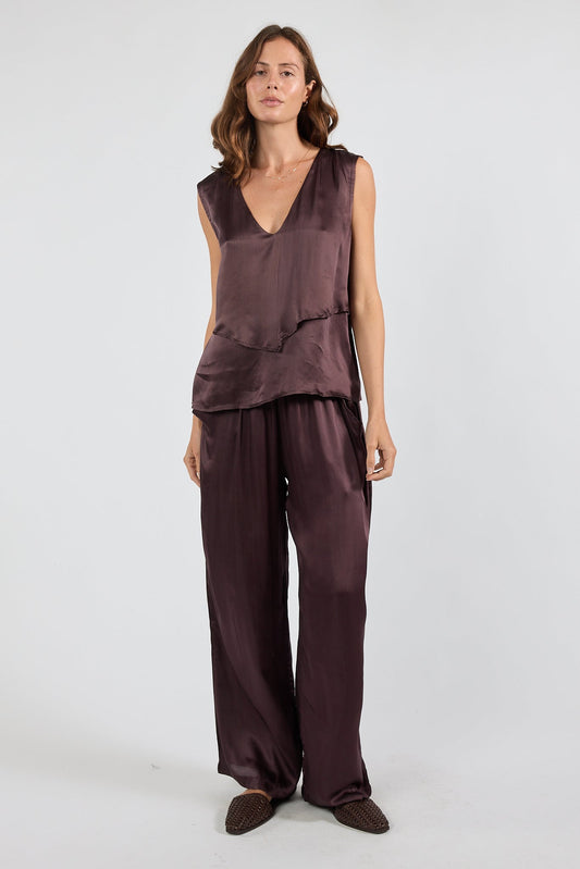 Image of a model wearing Pants. Product name - LulaSoul Venita Pant Espresso in Espresso colour by brand - Lulasoul