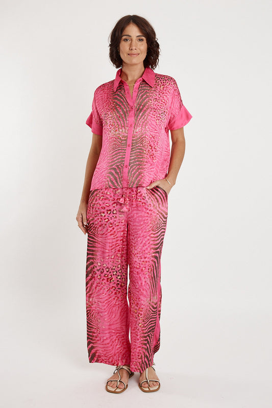 Image of a model wearing Pants. Productname: Lulasoul Maasai Pant Fuschia in Fuschia colour by brand - LulaSoul