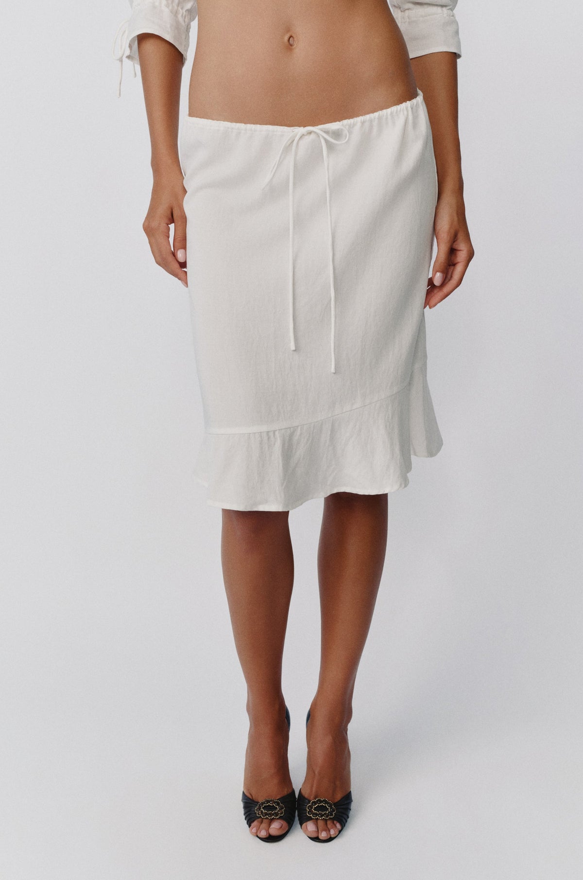 With Jéan Maisie Skirt (White)