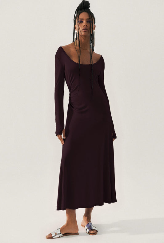 Image of a model wearing Tops. Product name - Jersey Long Sleeve Dress Cacao in Cacao colour by brand - Silk Laundry
