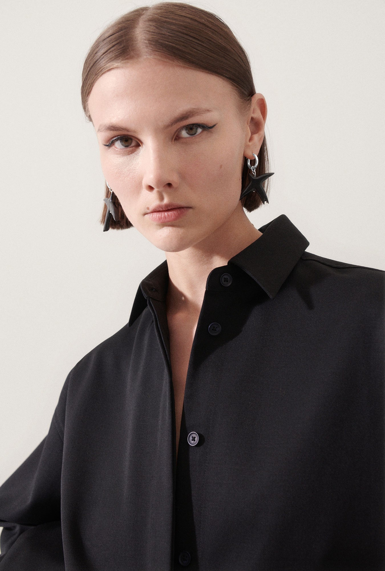 Silk Laundry Raven Earrings (Black)