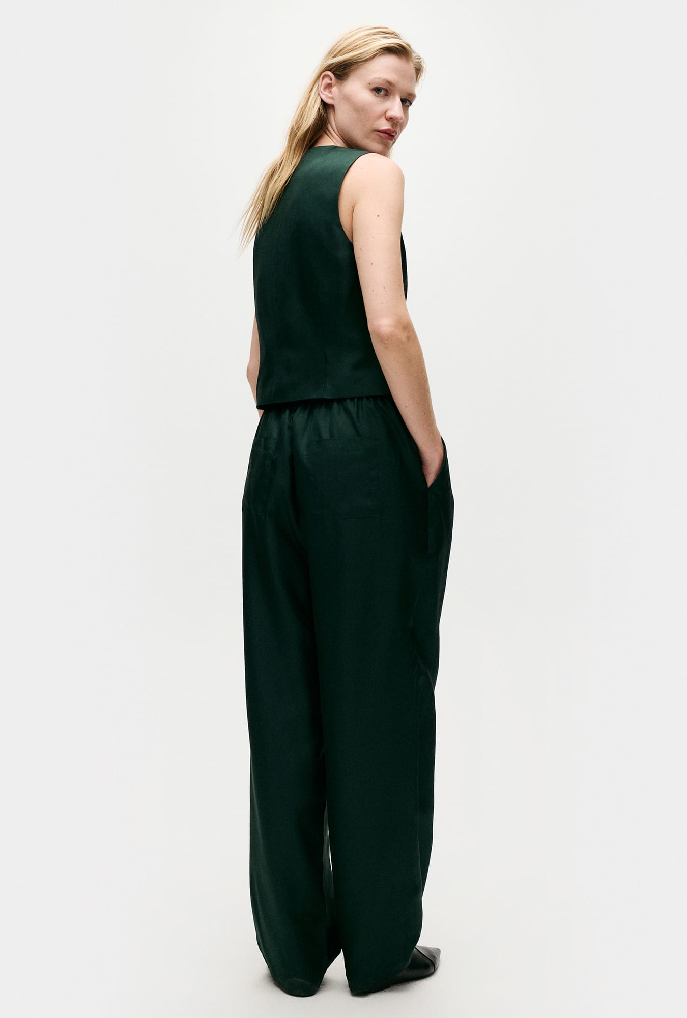 Silk Laundry Twill Slouch Pants (Scarab)