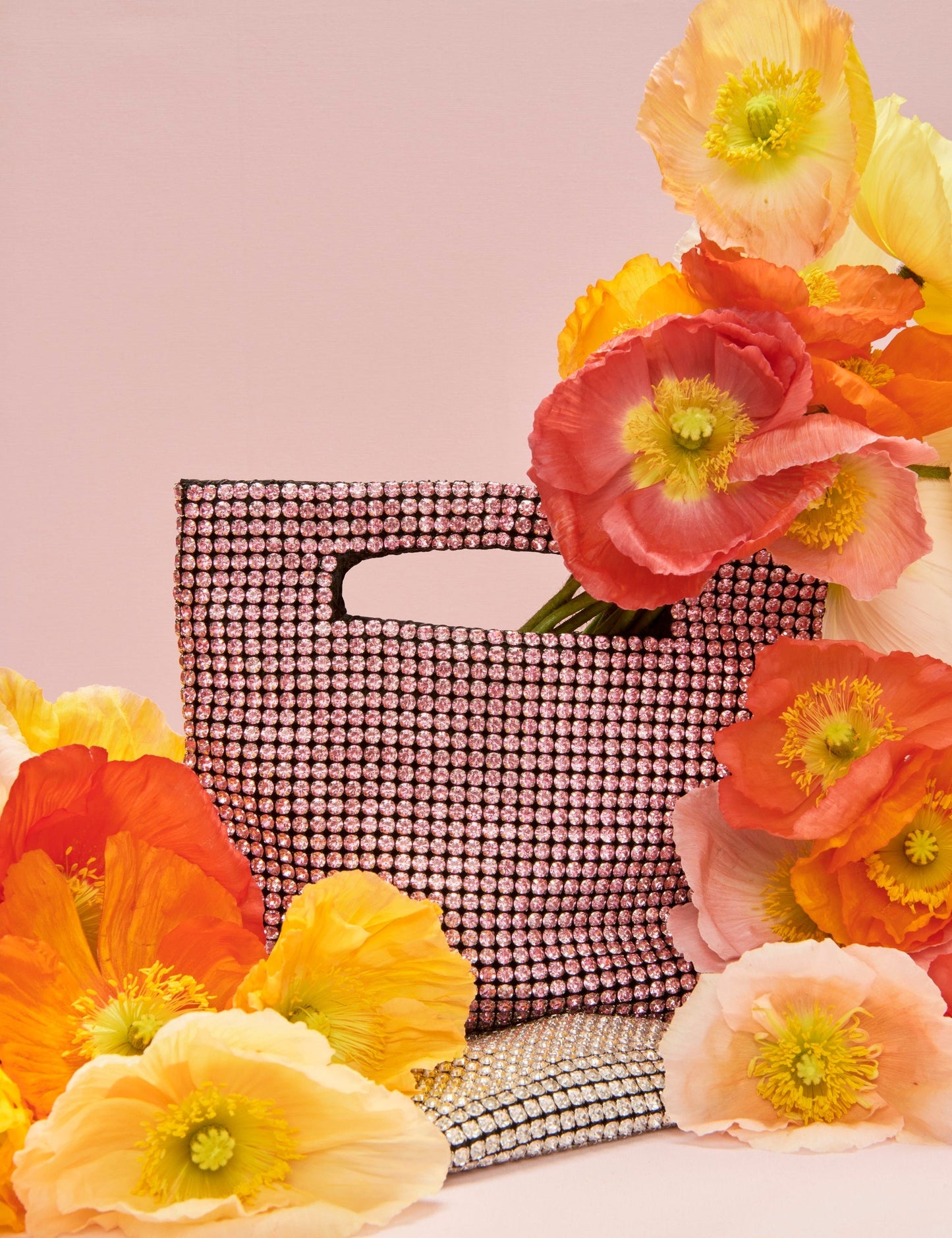 GROUP48 SHIMMER FLAT CLUTCH (Pink)