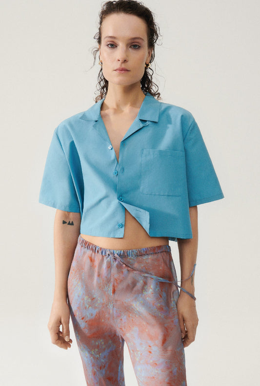 Image of Shirts. Product name - Cotton Silk Cropped Camp Shirt Lake in Lake colour by brand - Silk Laundry