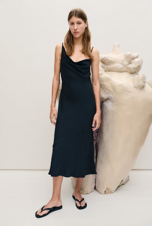 Image of Dresses. Productname: Silk Laundry Carrie Dress in Coral Jacquard colour by brand - Silk Laundry