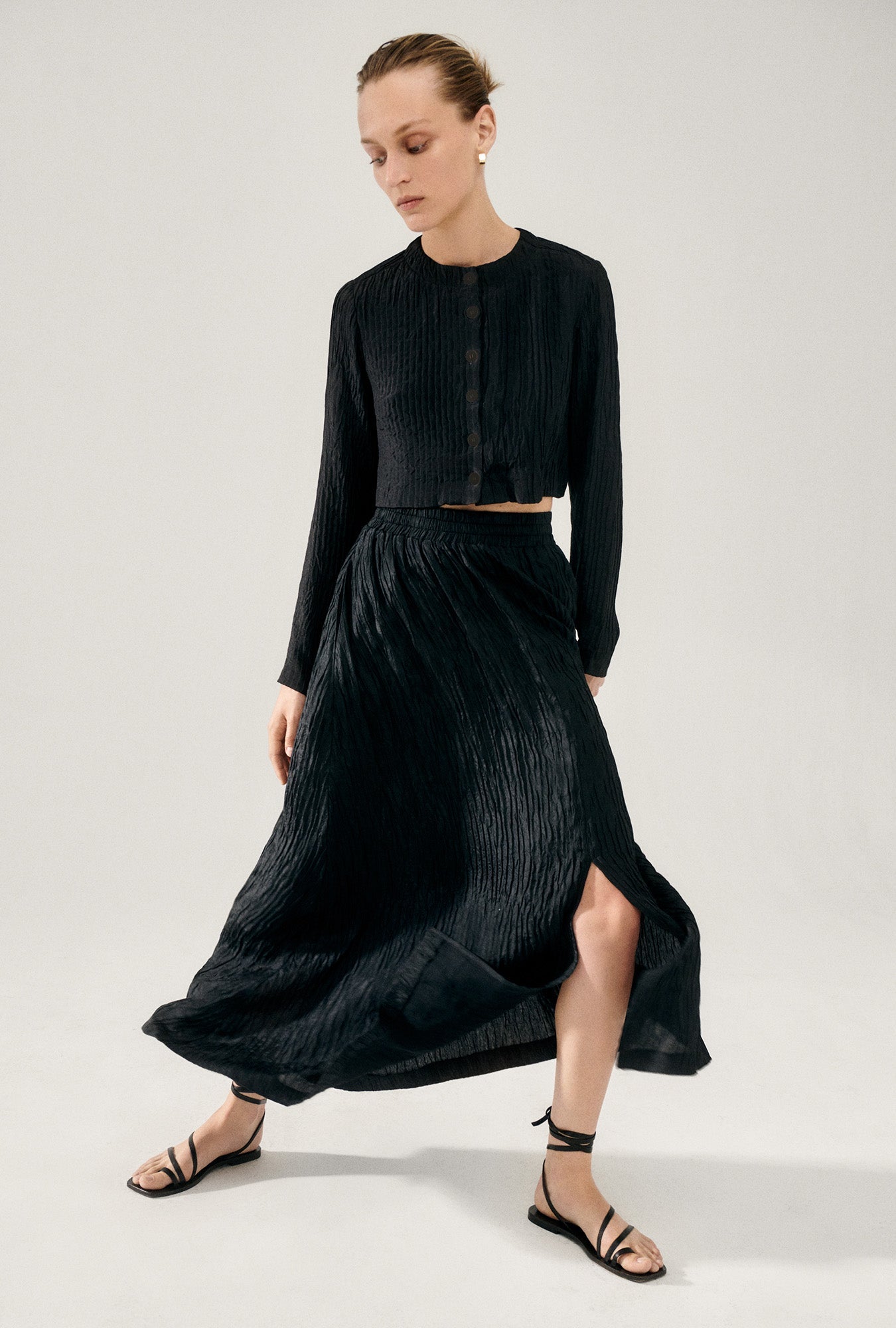 Silk Laundry Crinkle Skirt (Black)