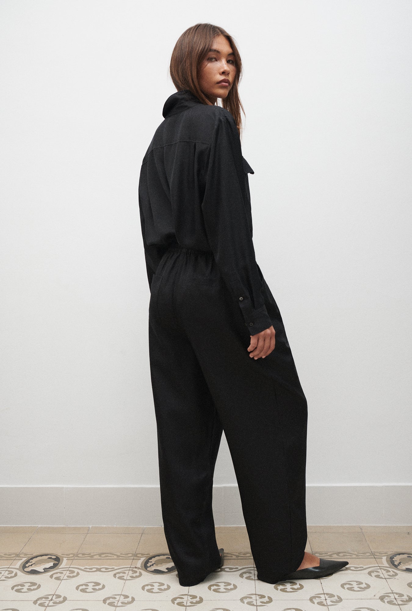 Silk Laundry Twill Slouch Pants (Black)