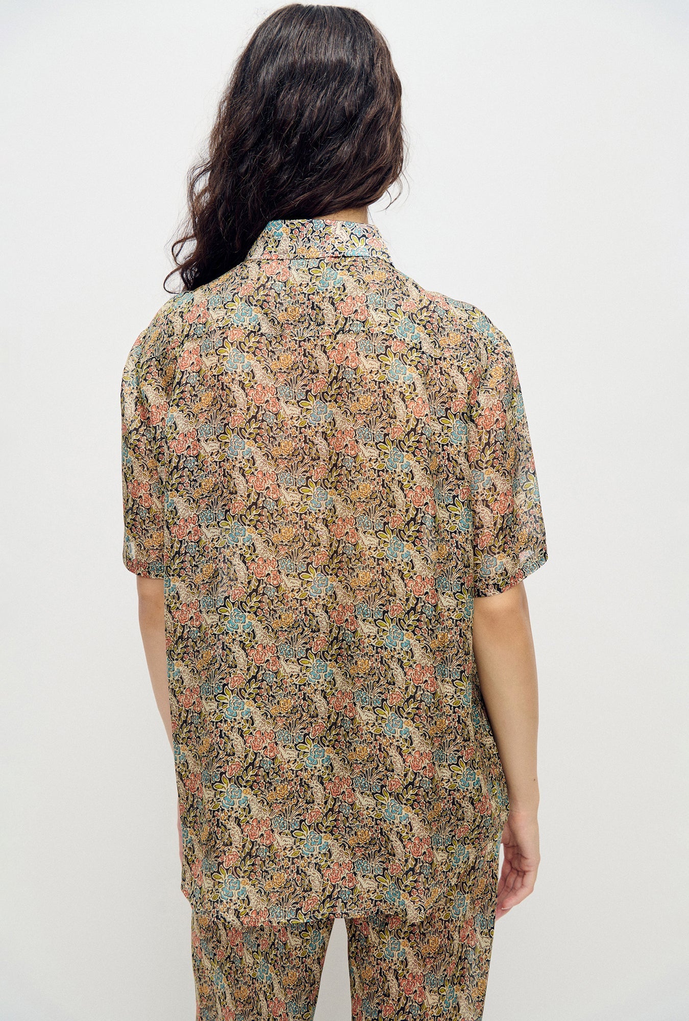 Silk Laundry Chiffon Short Sleeve Boyfriend Shirt (Sugar Floral)