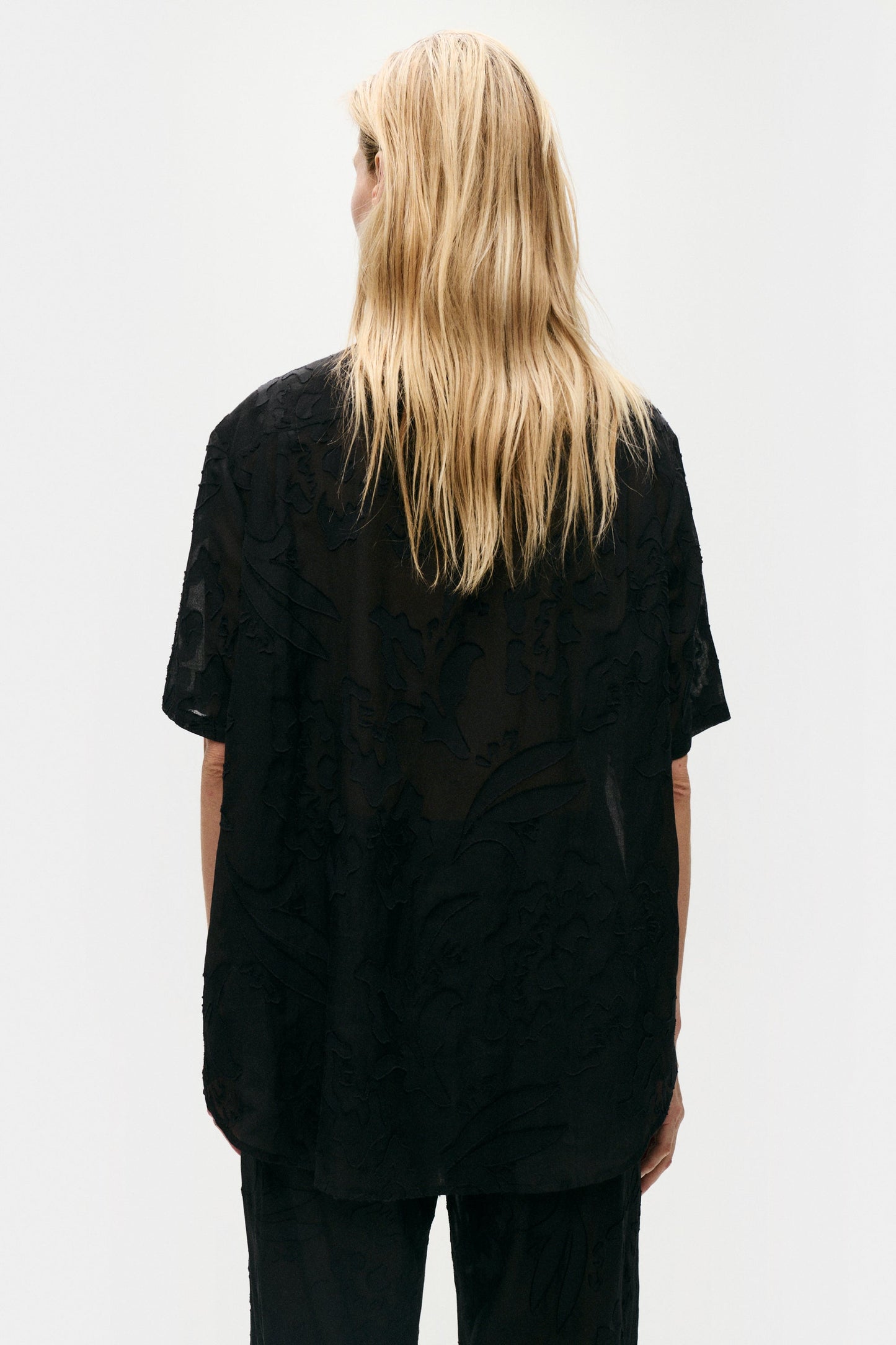 Laundry Clip Silk Short Sleeve Boyfriend Shirt (Black)
