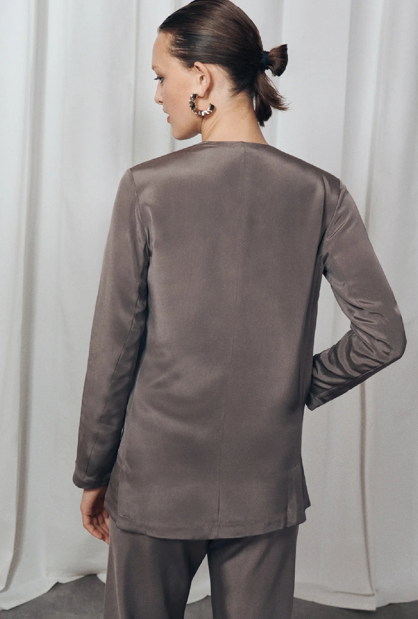 Silk Laundry CDC Collarless Blazer (Cinder)