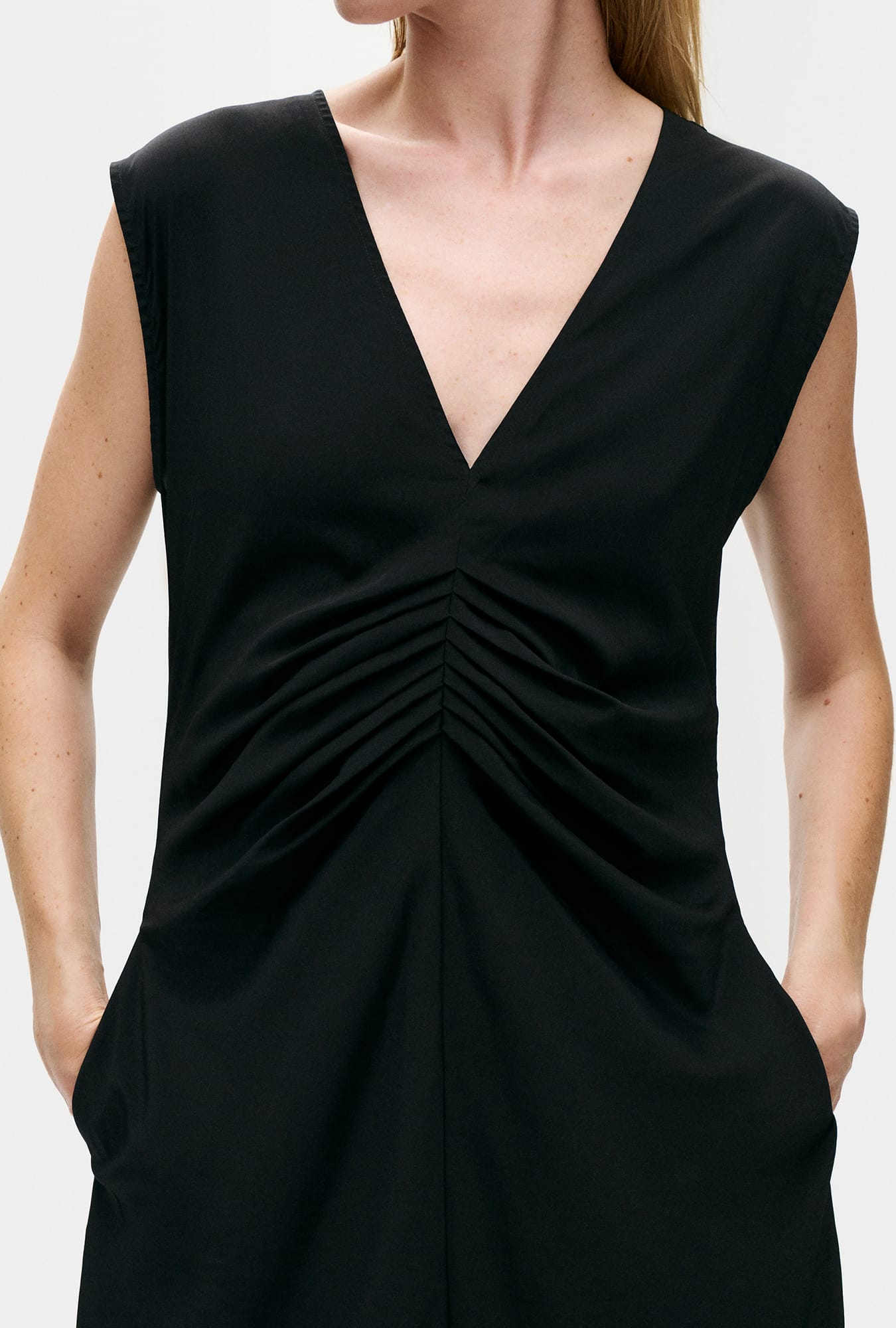 Silk Laundry Habotai Pleated Dress (Black)