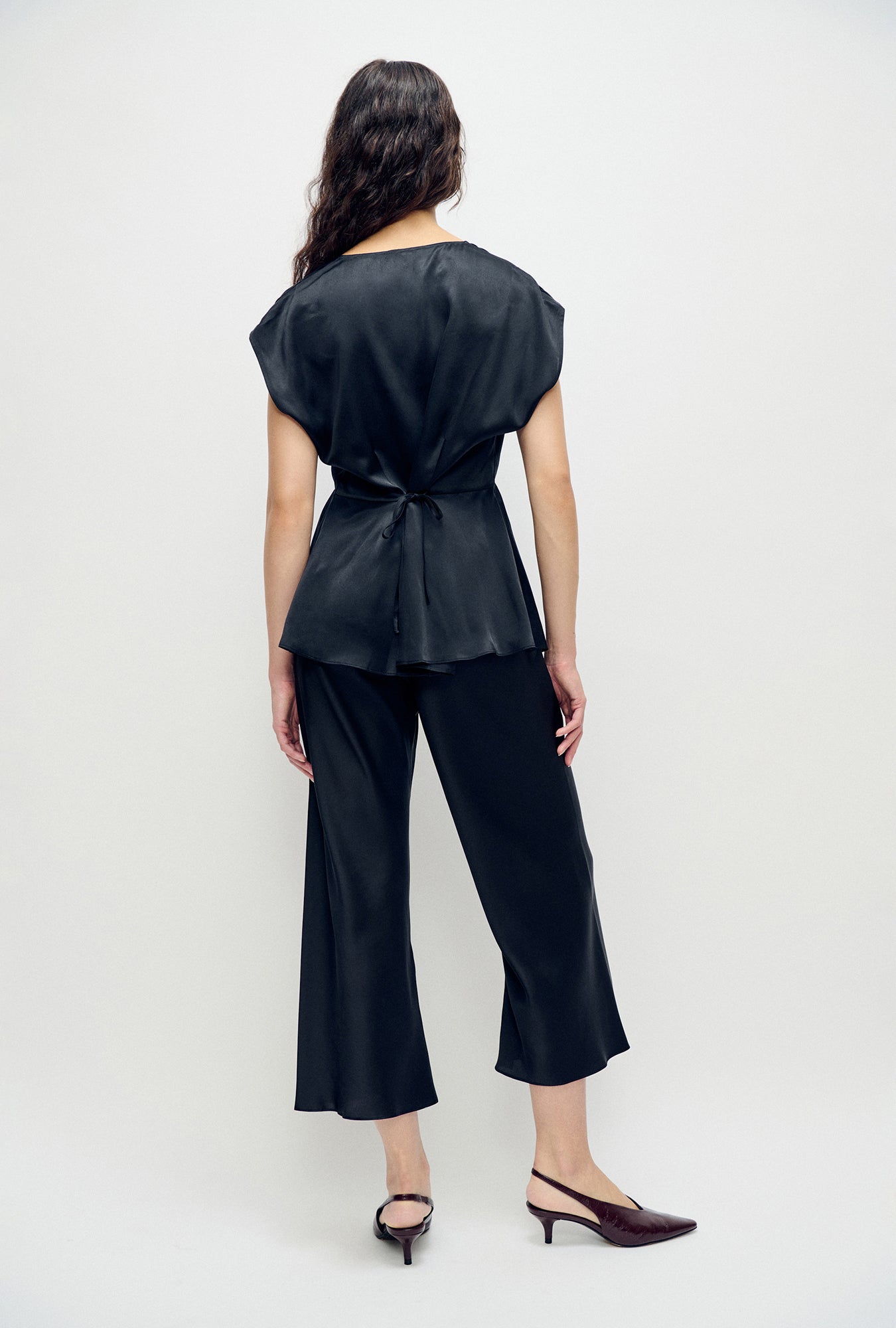 Silk Laundry Cropped Bias Cut Pants (Black)
