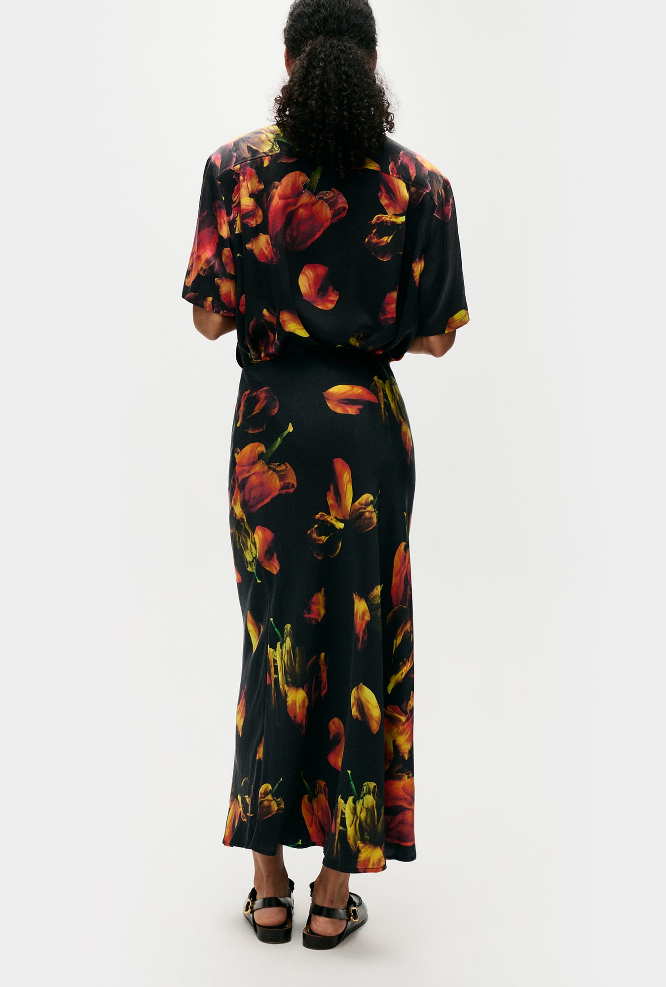 Silk Laundry Long Bias Cut Skirt (Tulipa Black)