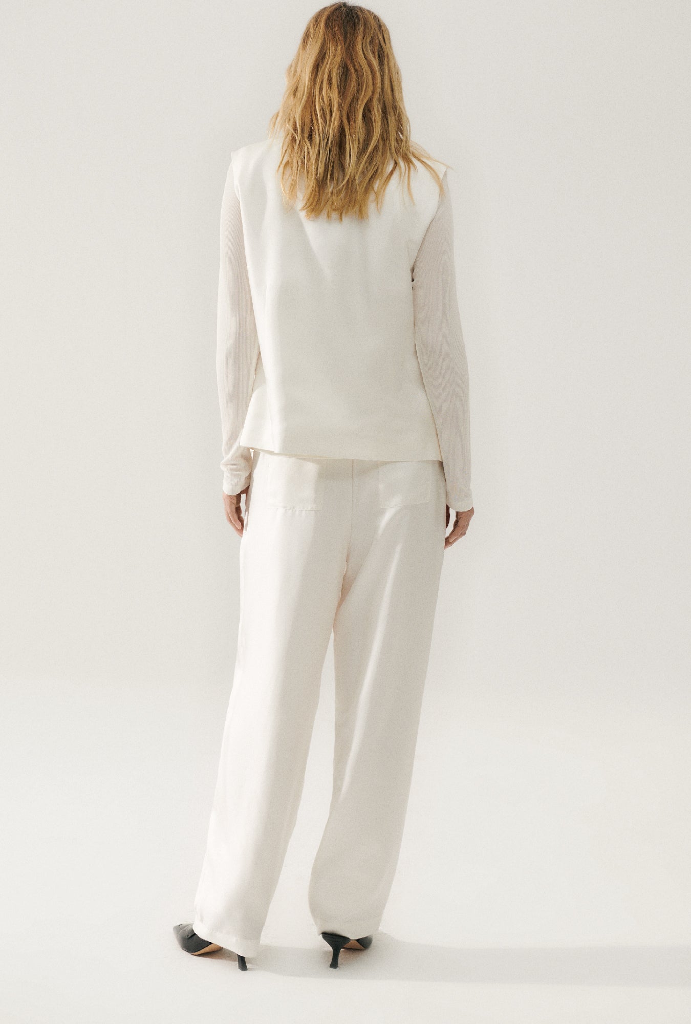 Silk Laundry Twill Slouch Vest (White)