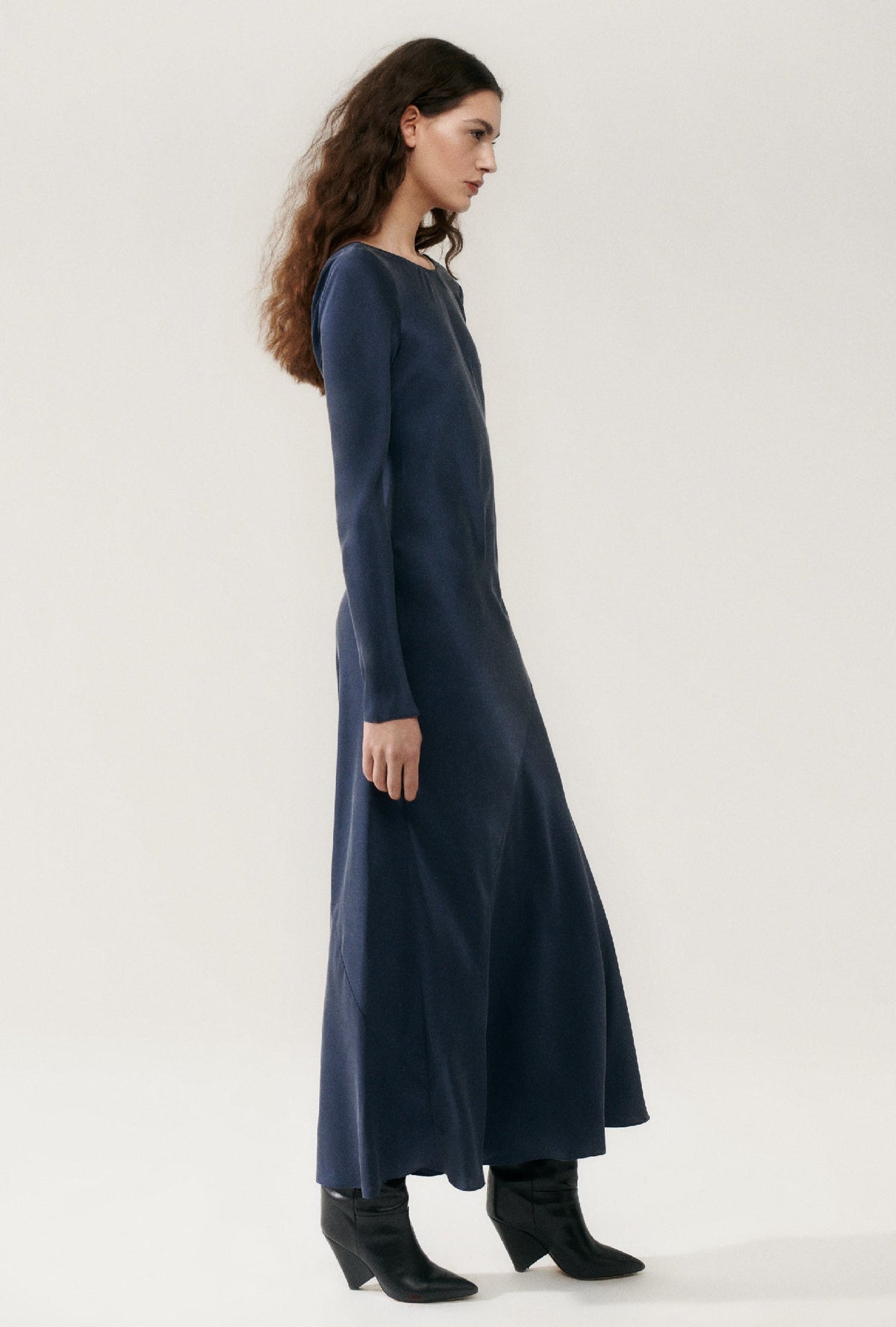 Image of Dresses. Product name - Sienna Dress Midnight in Midnight colour by brand - Silk Laundry