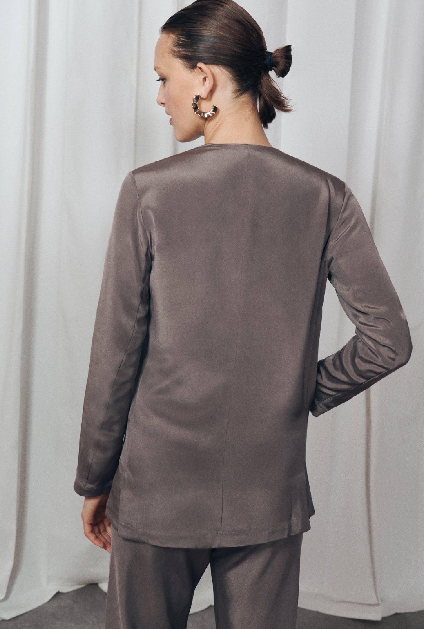 Silk Laundry CDC Collarless Blazer (Cinder)