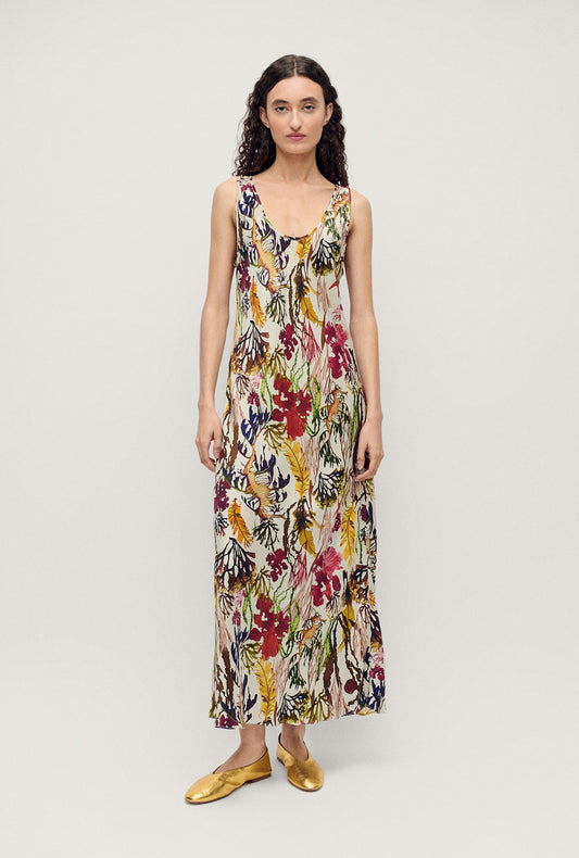 Image of Dresses. Productname: Silk Laundry Scoop Neck Dress in Planktonic colour by brand - Silk Laundry