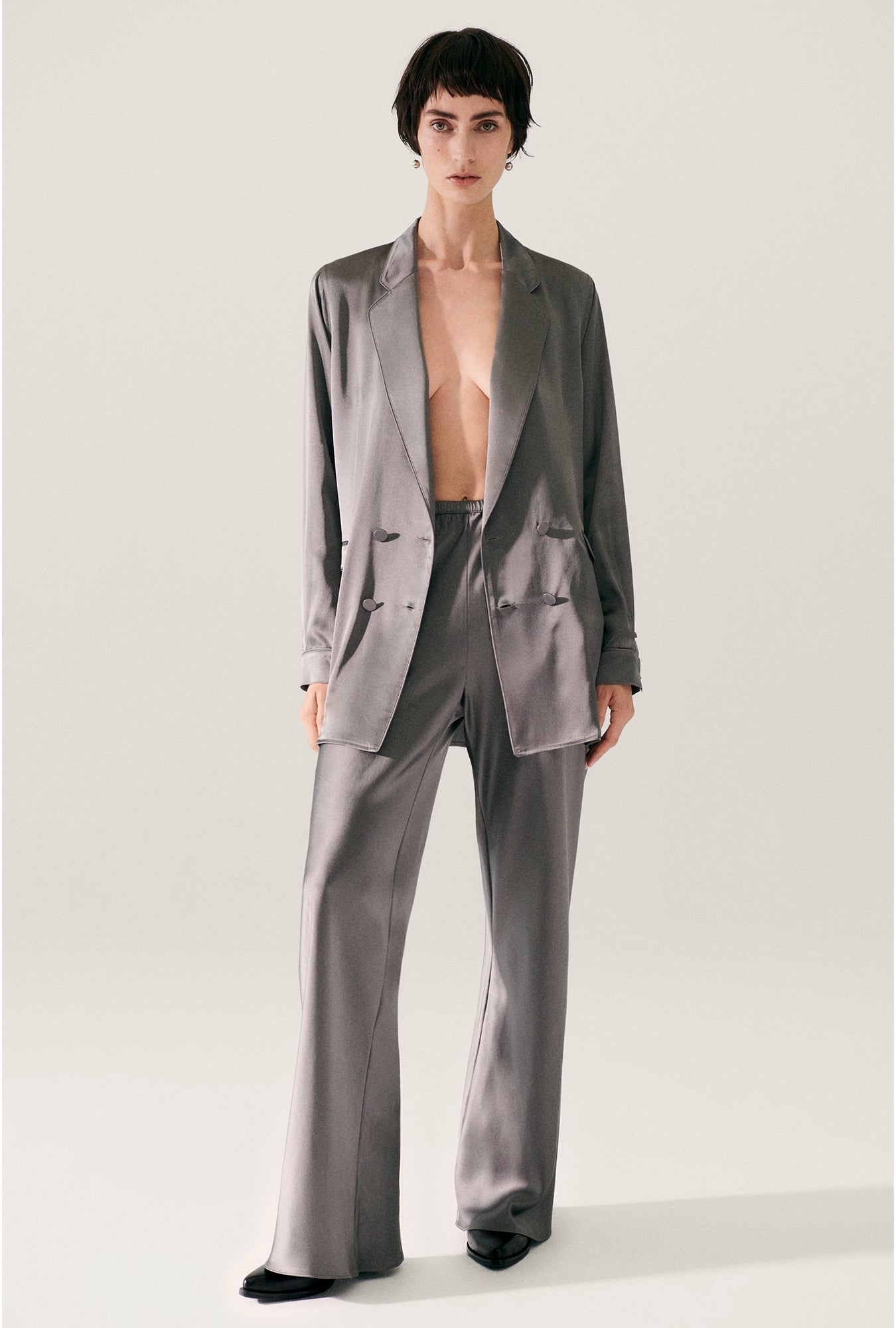 Silk Laundry Relaxed Blazer (Grey Pearl)