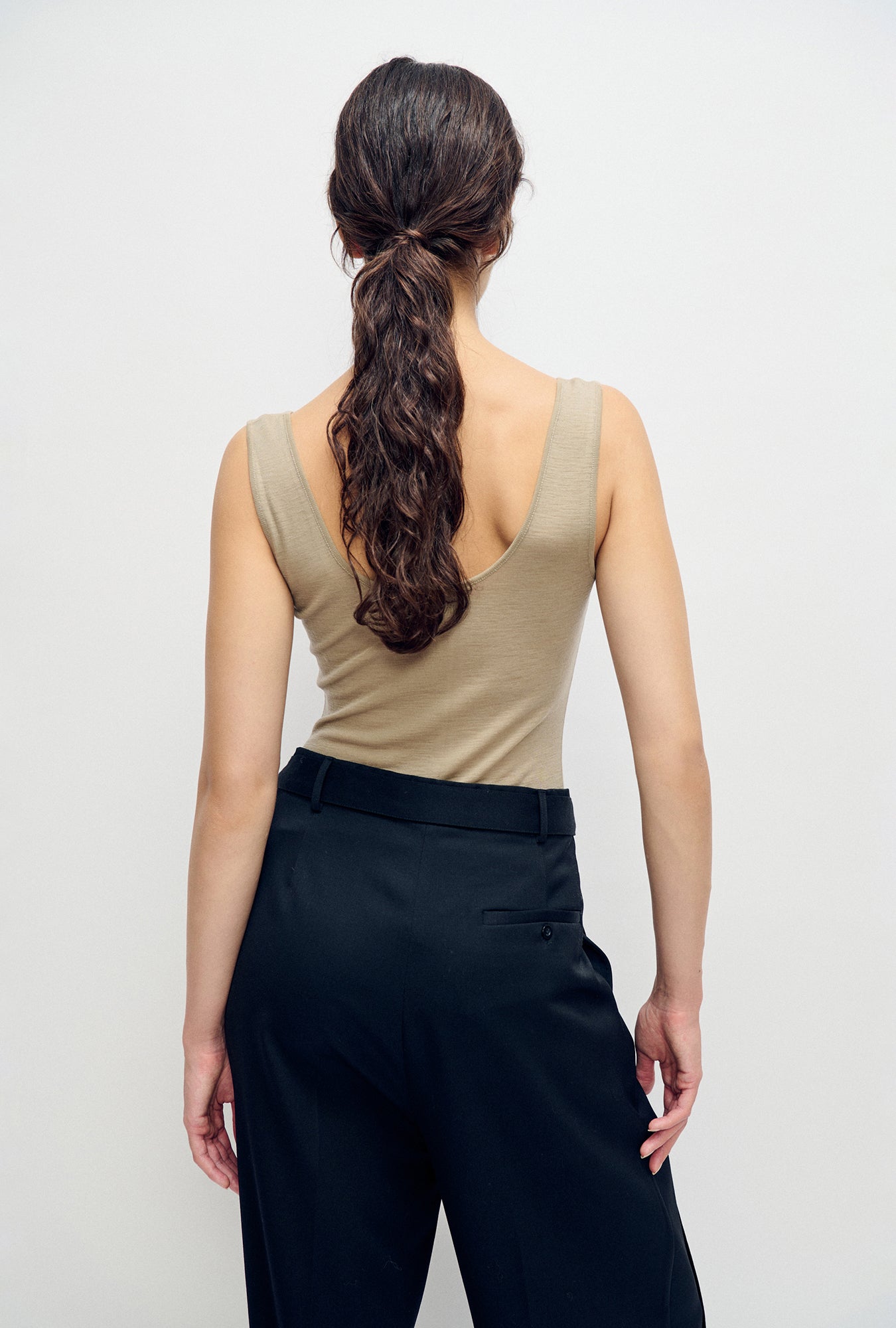 Silk Laundry Merino Henley Tank (Saddle)