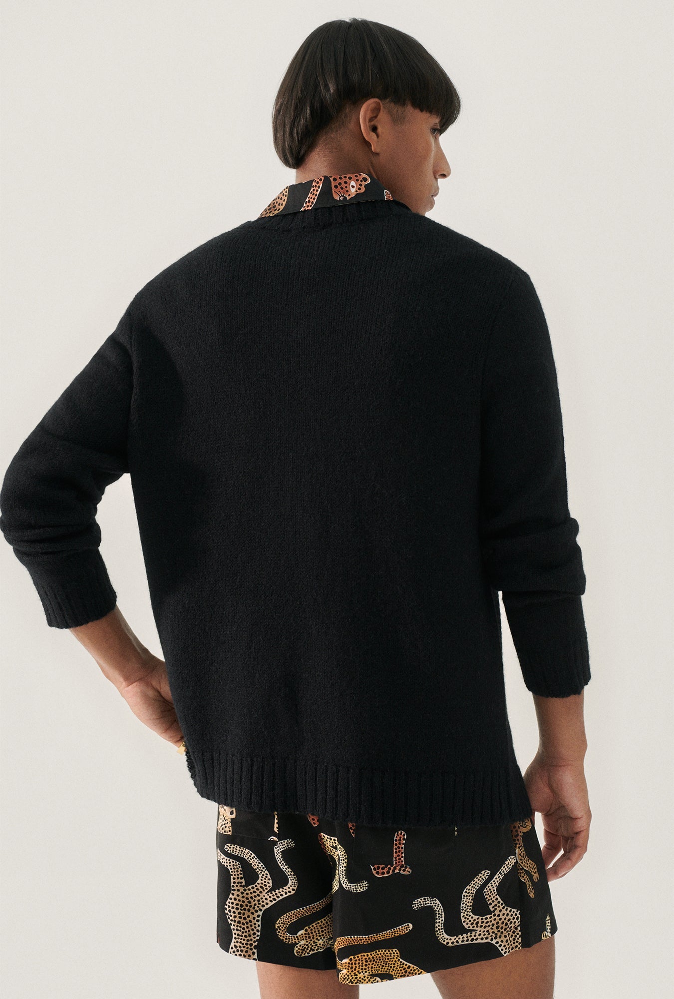 Silk Laundry Knit Crewneck (Black)