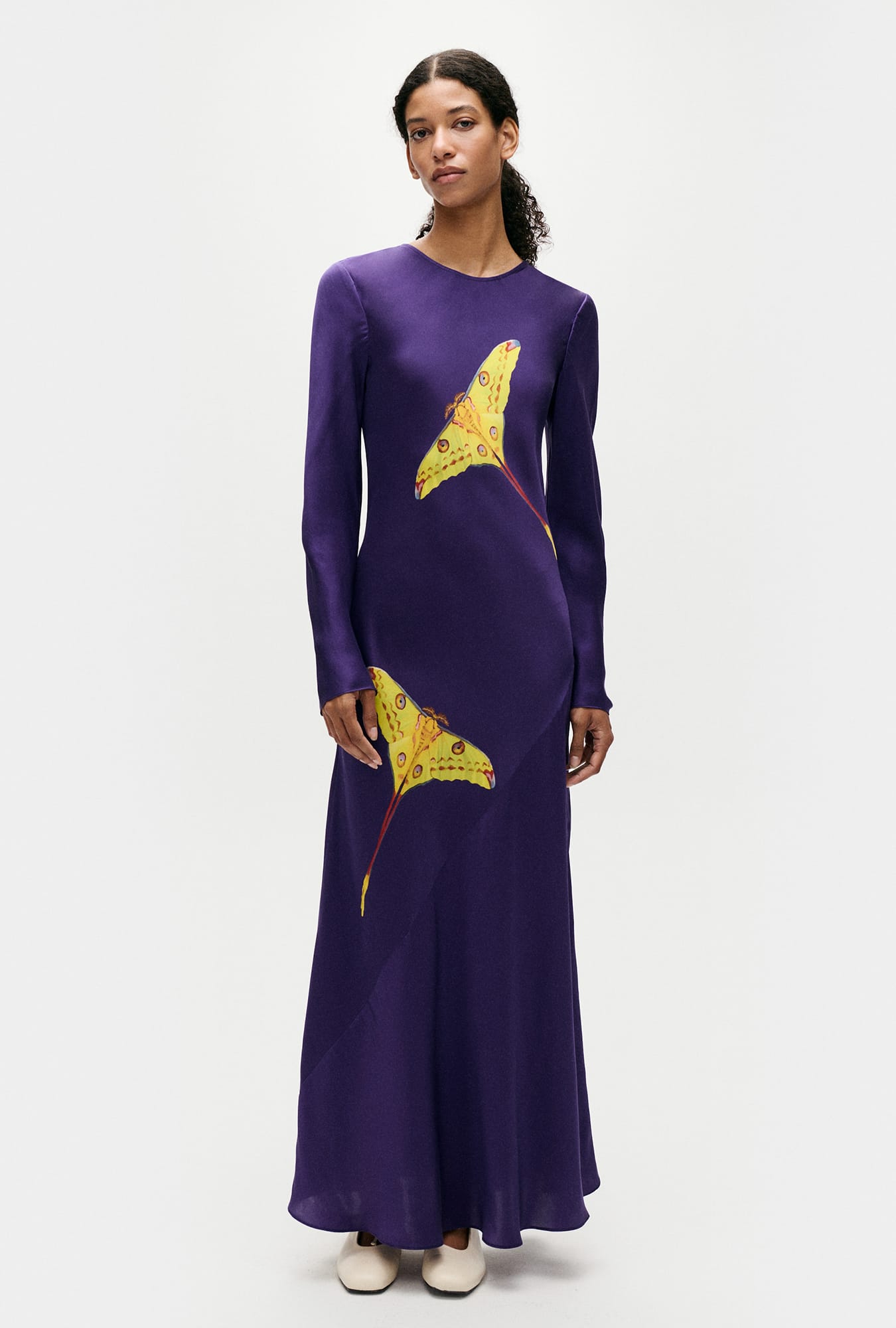 Image of Dresses. Productname: Silk Laundry FULL SLEEVE BIAS DRESS in Symbiotic colour by brand - Silk Laundry