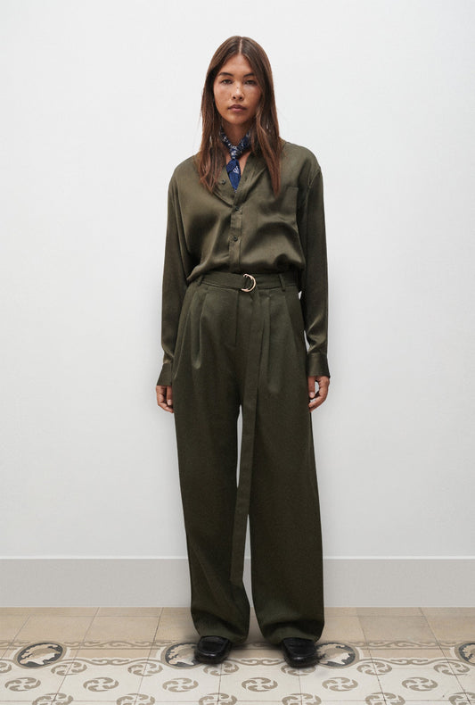 Image of Shirts. Product name - Boyfriend Shirt Pine in Pine colour by brand - Silk Laundry