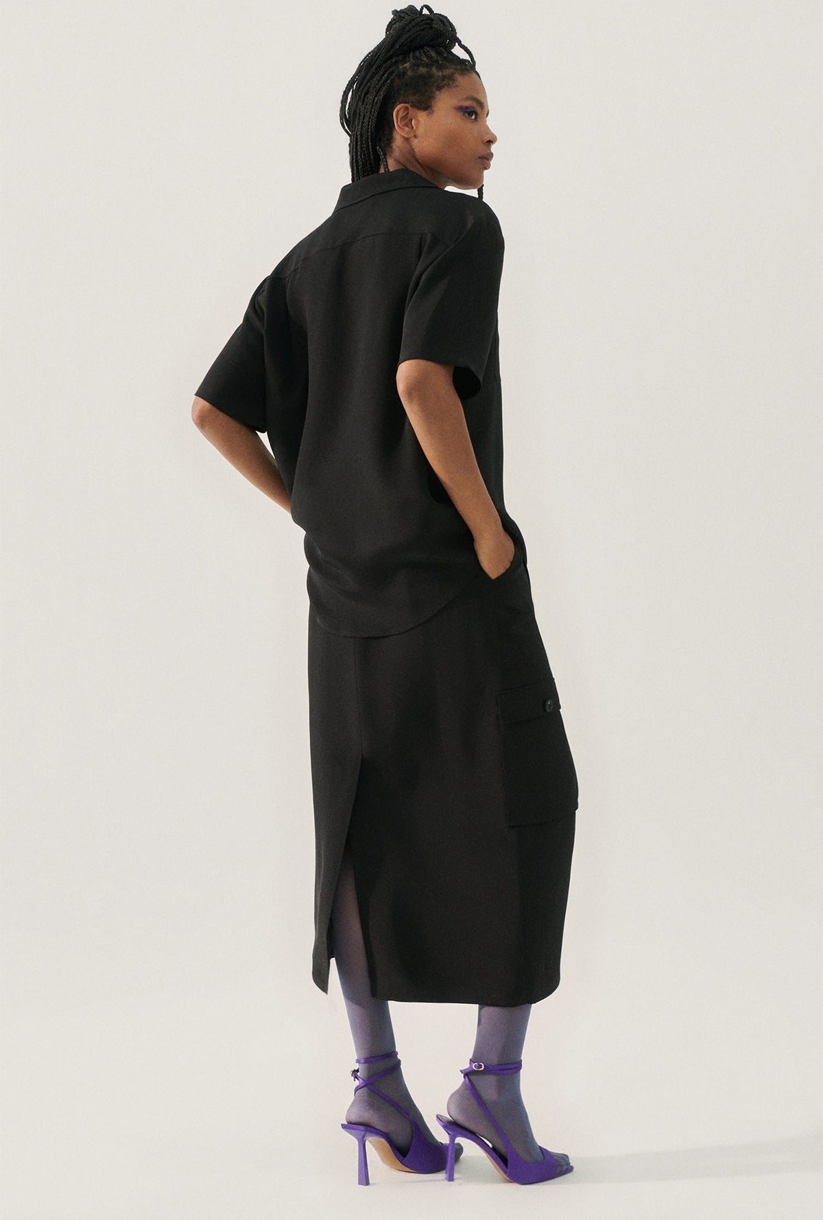 Silk Laundry CDC Short Sleeve Boyfriend Shirt (Black)