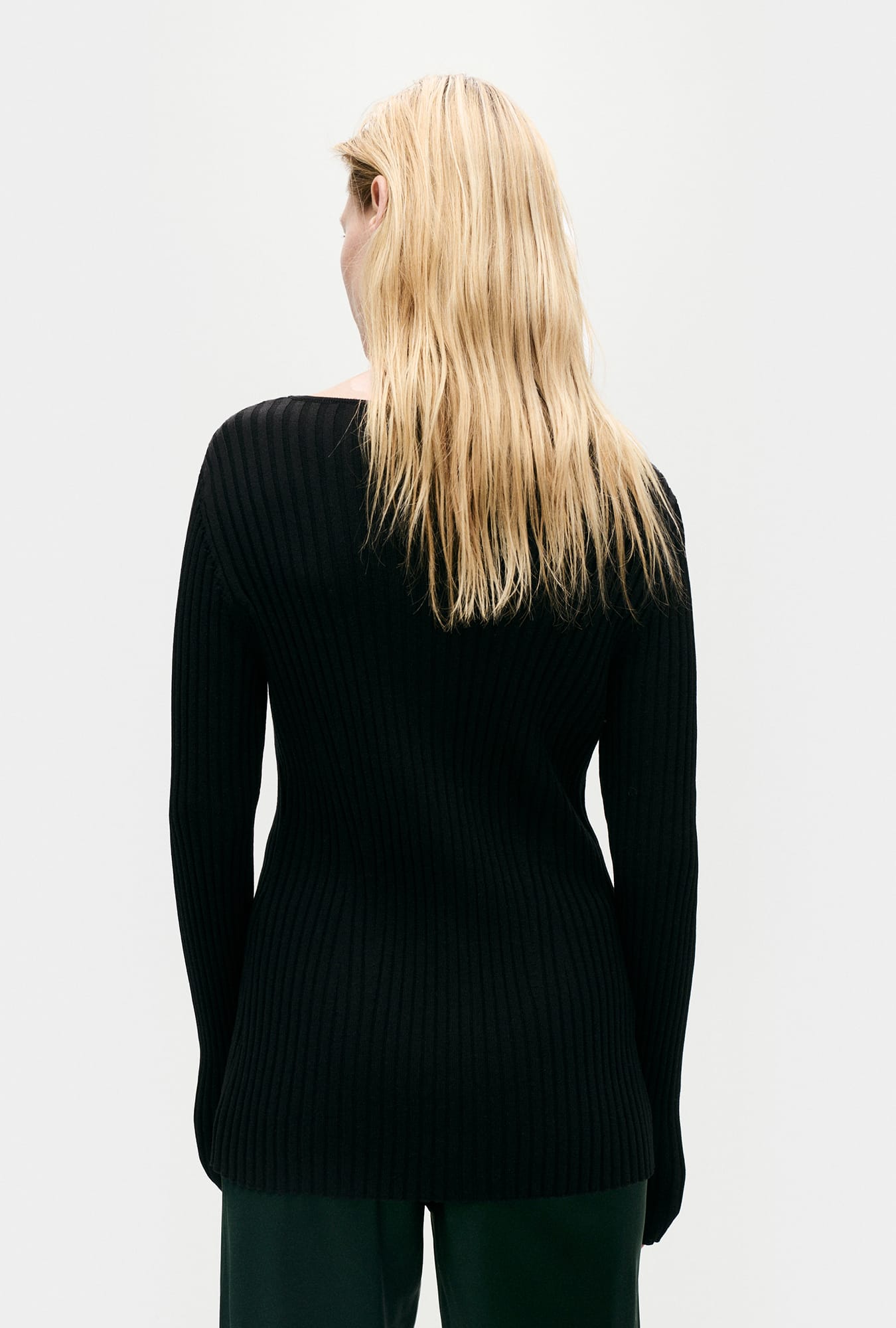 Silk Laundry Ribbed Kia Cardigan (Black)