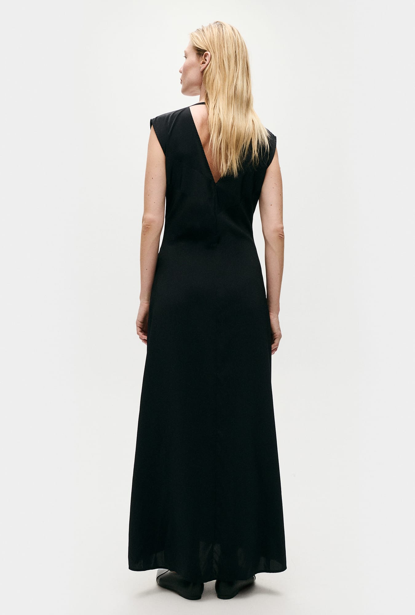 Silk Laundry Habotai Pleated Dress (Black)