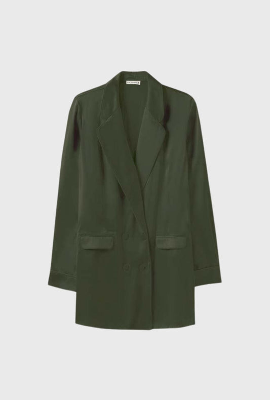 Image of a model wearing Outerwear. Productname: Relaxed Blazer Cedar in Cedar colour by brand - Silk Laundry