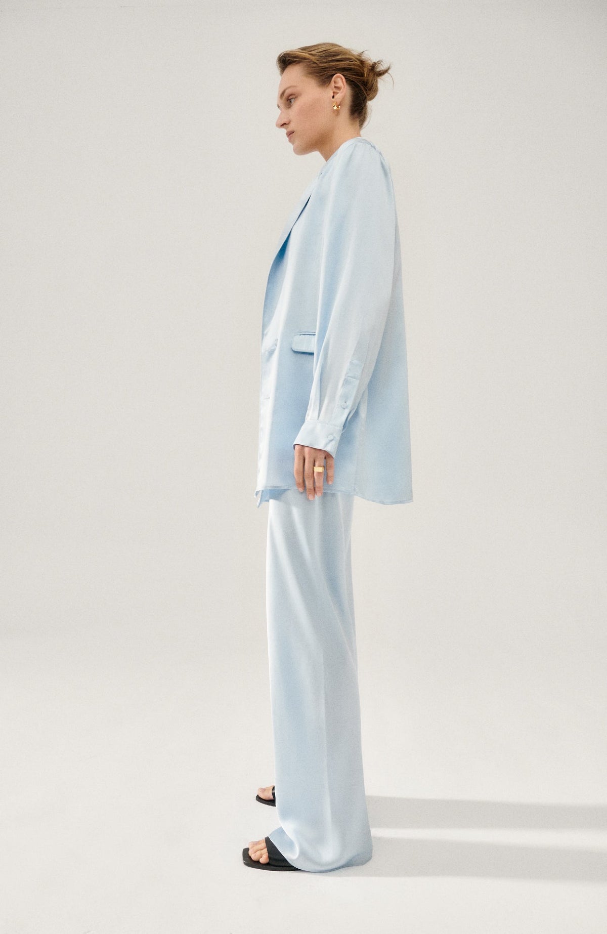 Silk Laundry Relaxed Blazer (Sky)