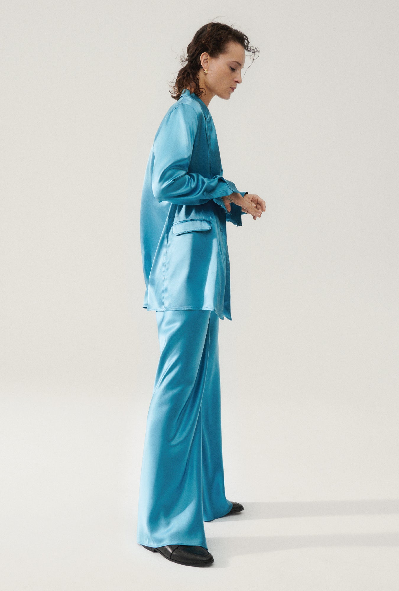 Silk Laundry Relaxed Blazer (Lake)