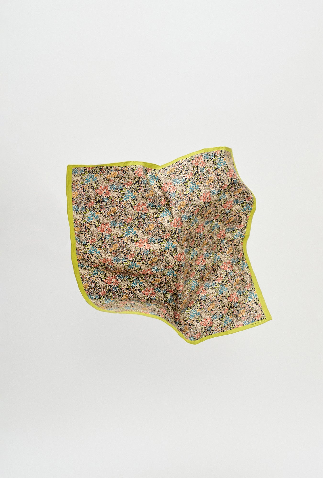 Silk Laundry Twill Scarf (Sugar Floral)