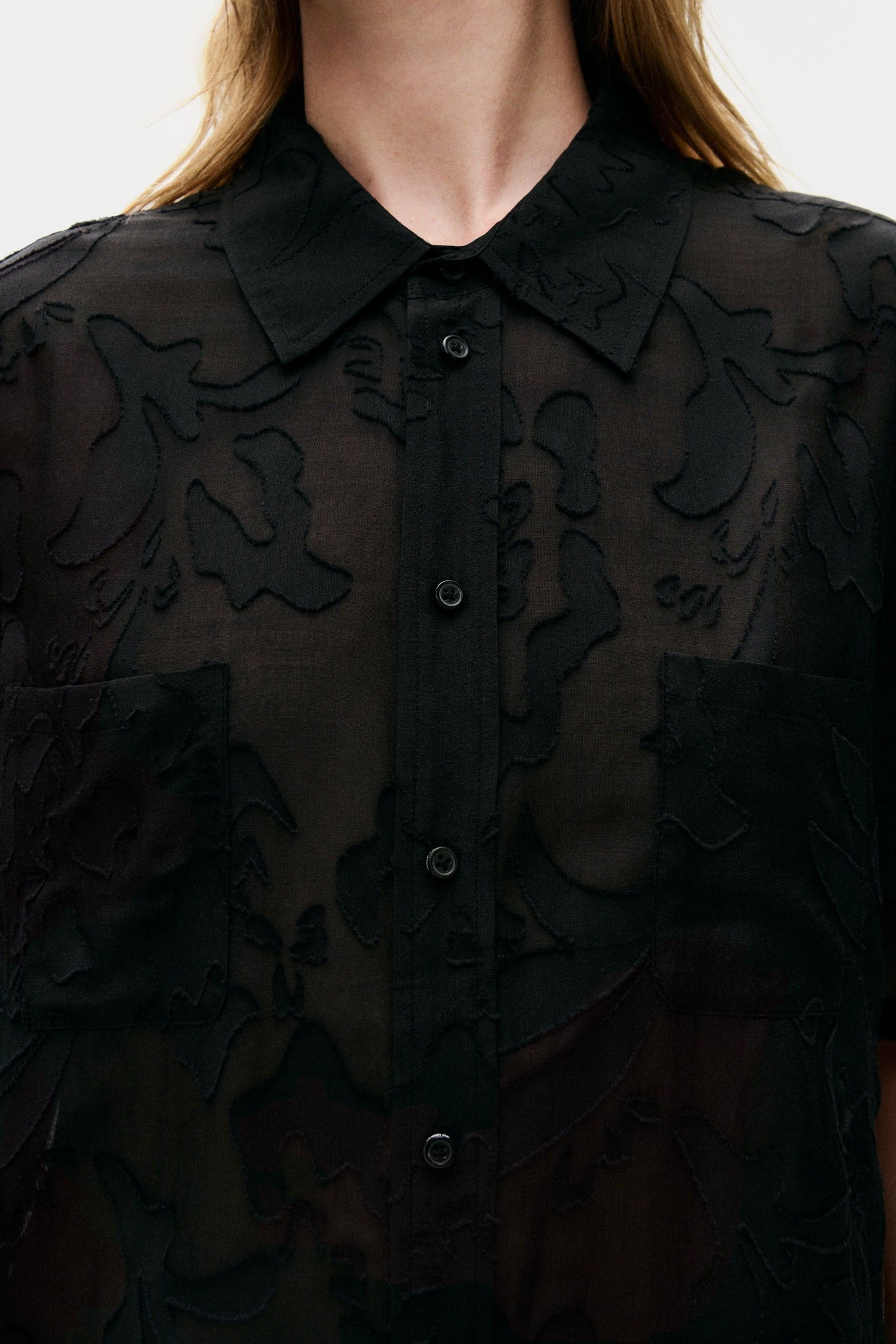 Laundry Clip Silk Short Sleeve Boyfriend Shirt (Black)