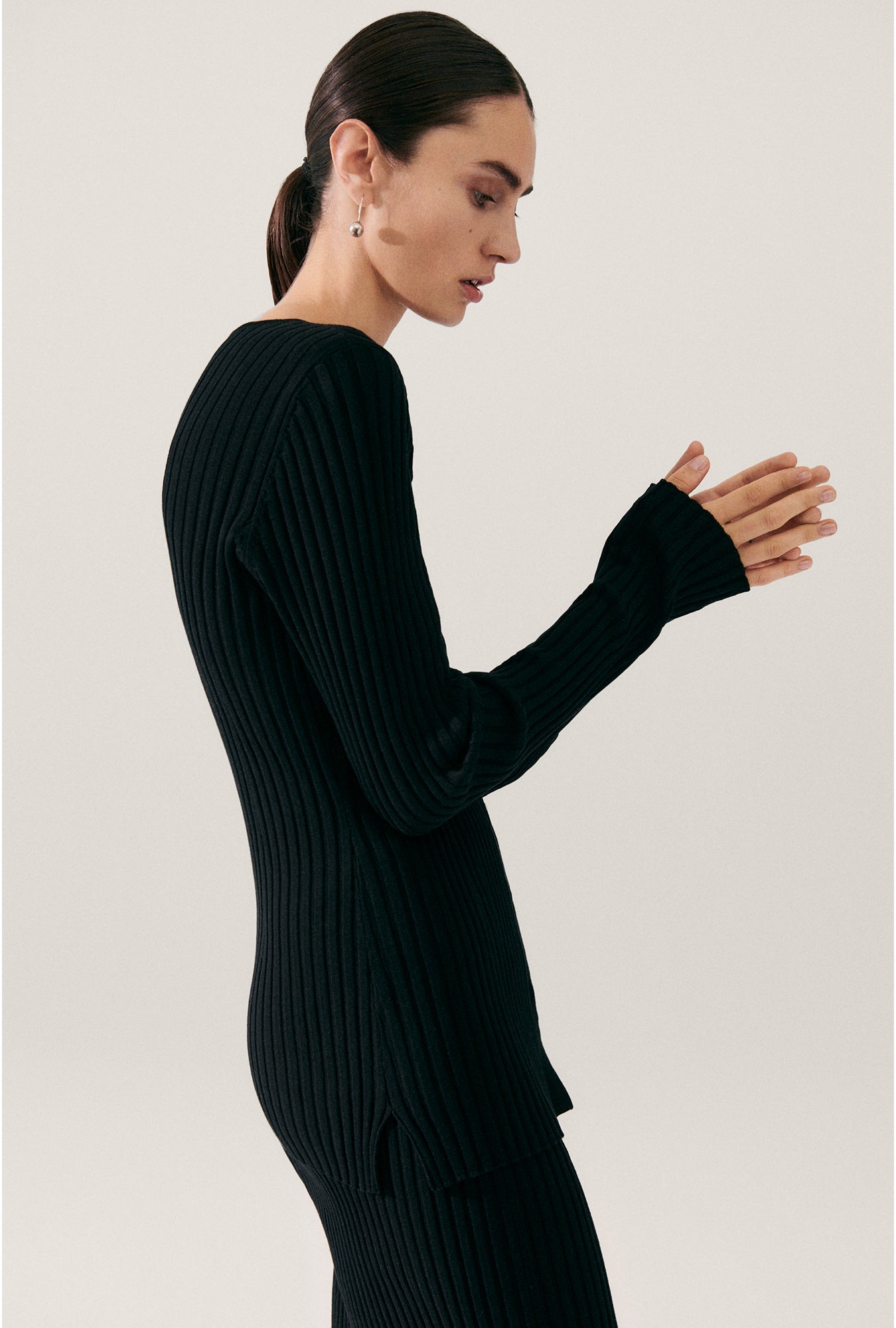 Silk Laundry Ribbed Cardigan (Black)