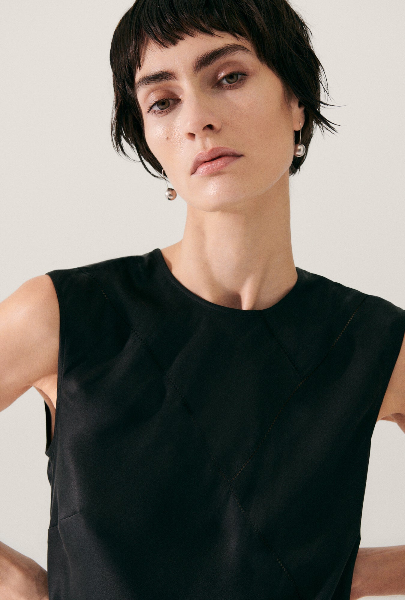 Silk Laundry Splice Sleeveless Dress (Black)