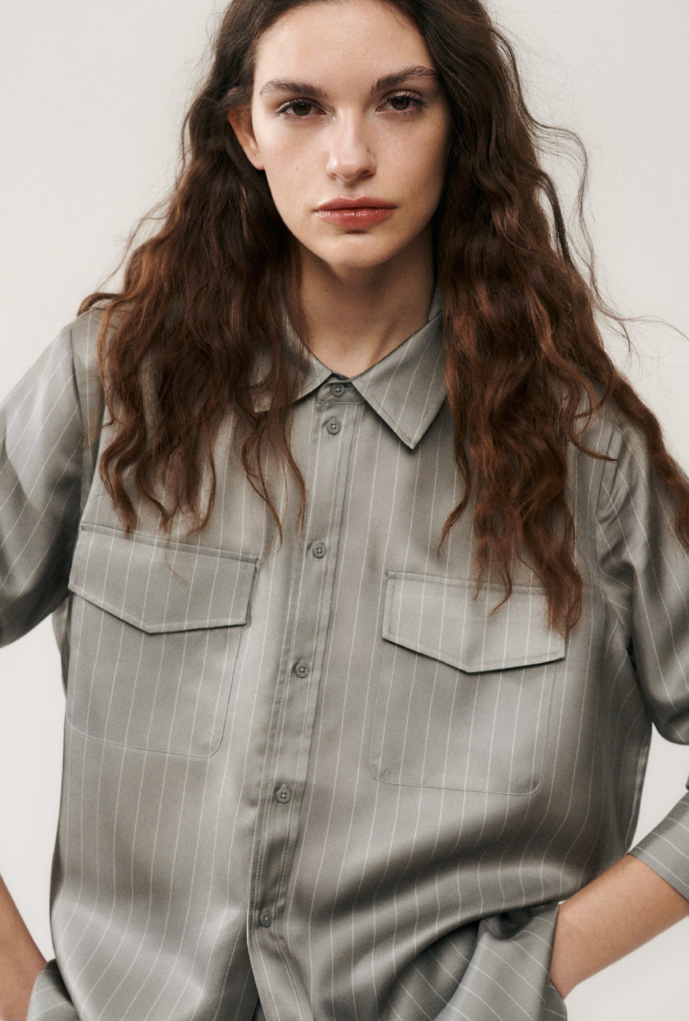 Silk Laundry Twill Boyfriend Shirt (Moon Pinstripe)