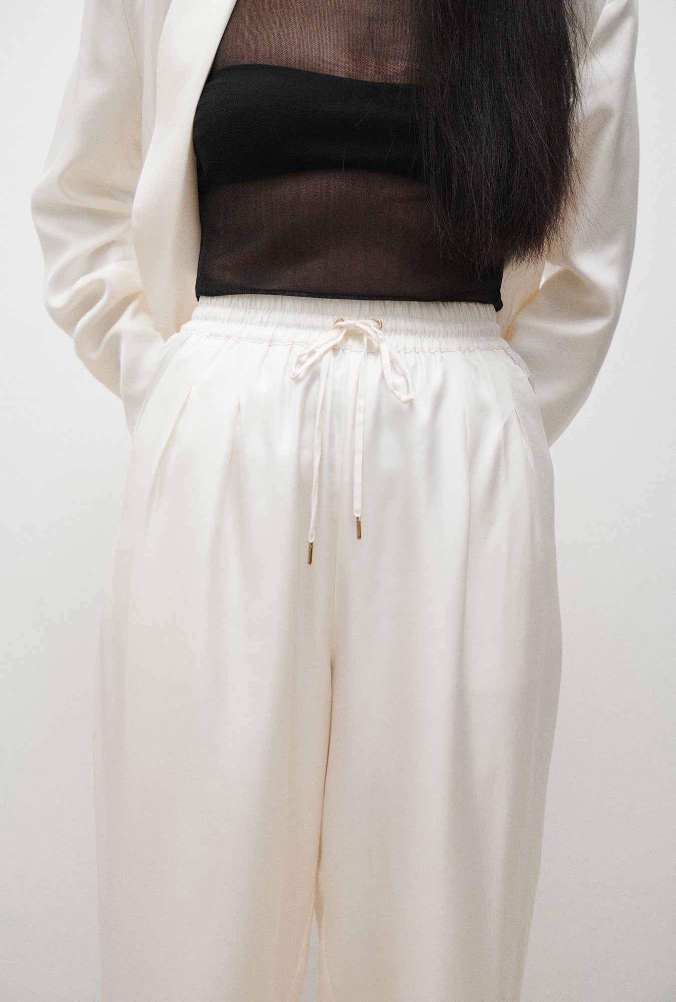 Silk Laundry Twill Slouch Pants (White)