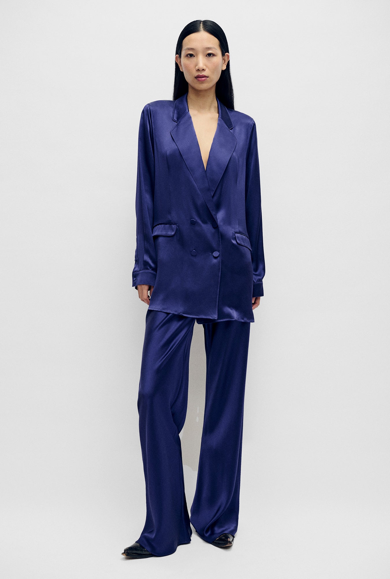 Silk Laundry Relaxed Blazer (Purple Rain)