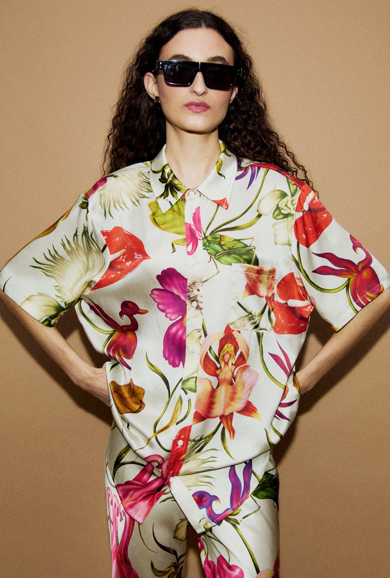 Silk Laundry Short Sleeve Boyfriend Shirt (Wonderland)