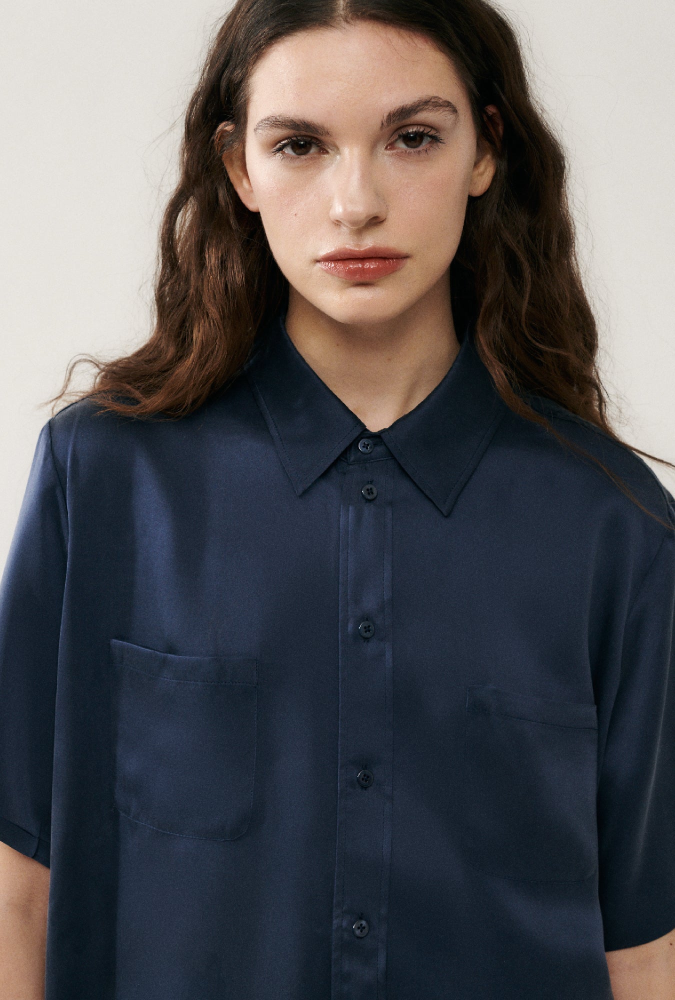 Silk Laundry Short Sleeve Boyfriend Shirt (Midnight)