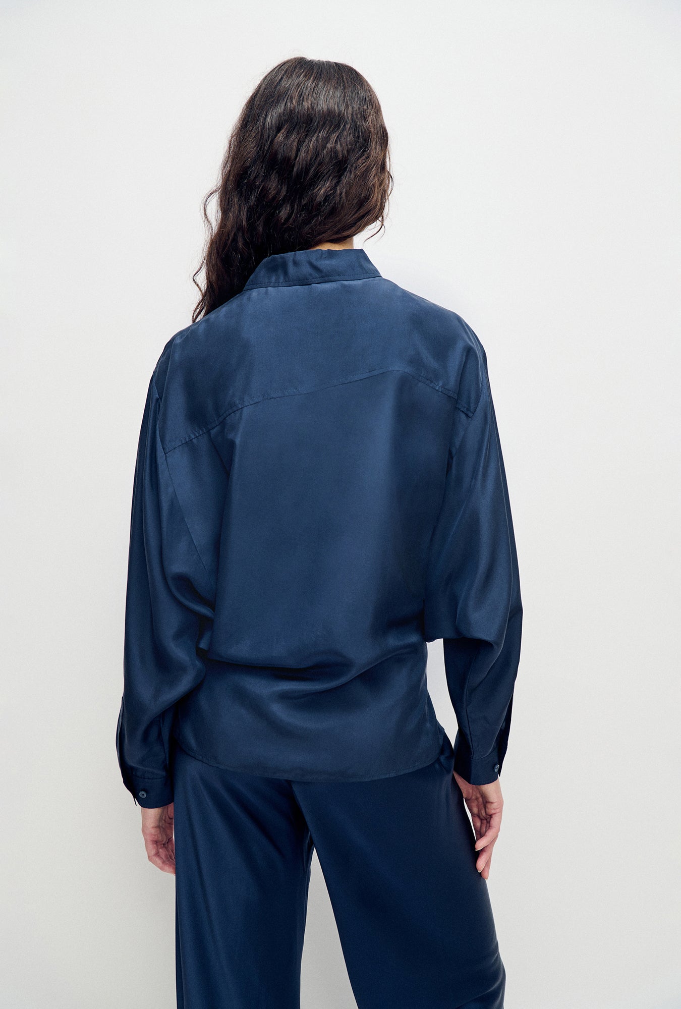Silk Laundry Habotai Crossover Shirt (Midnight)