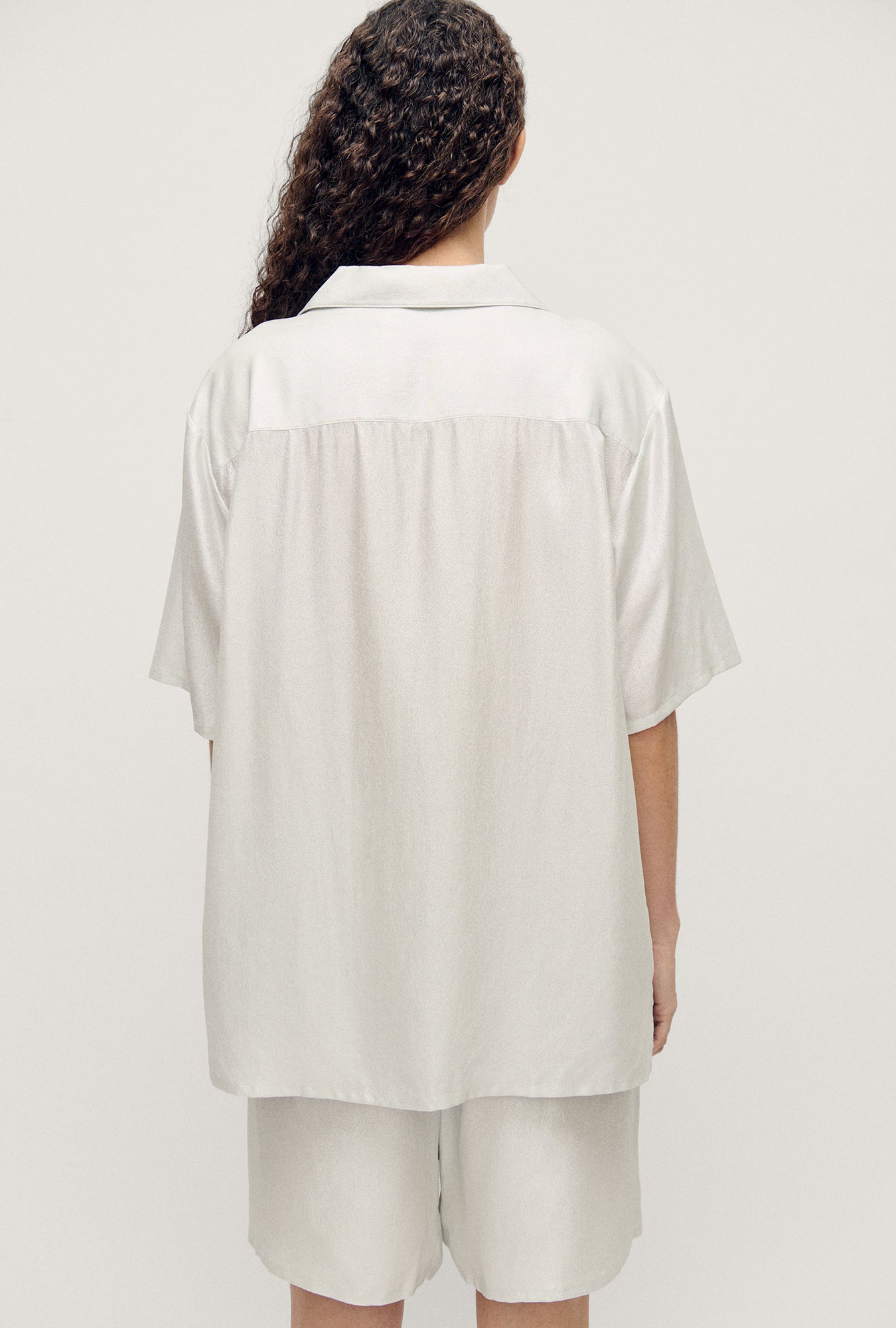 Silk Laundry Camp Shirt (Silver Foil)