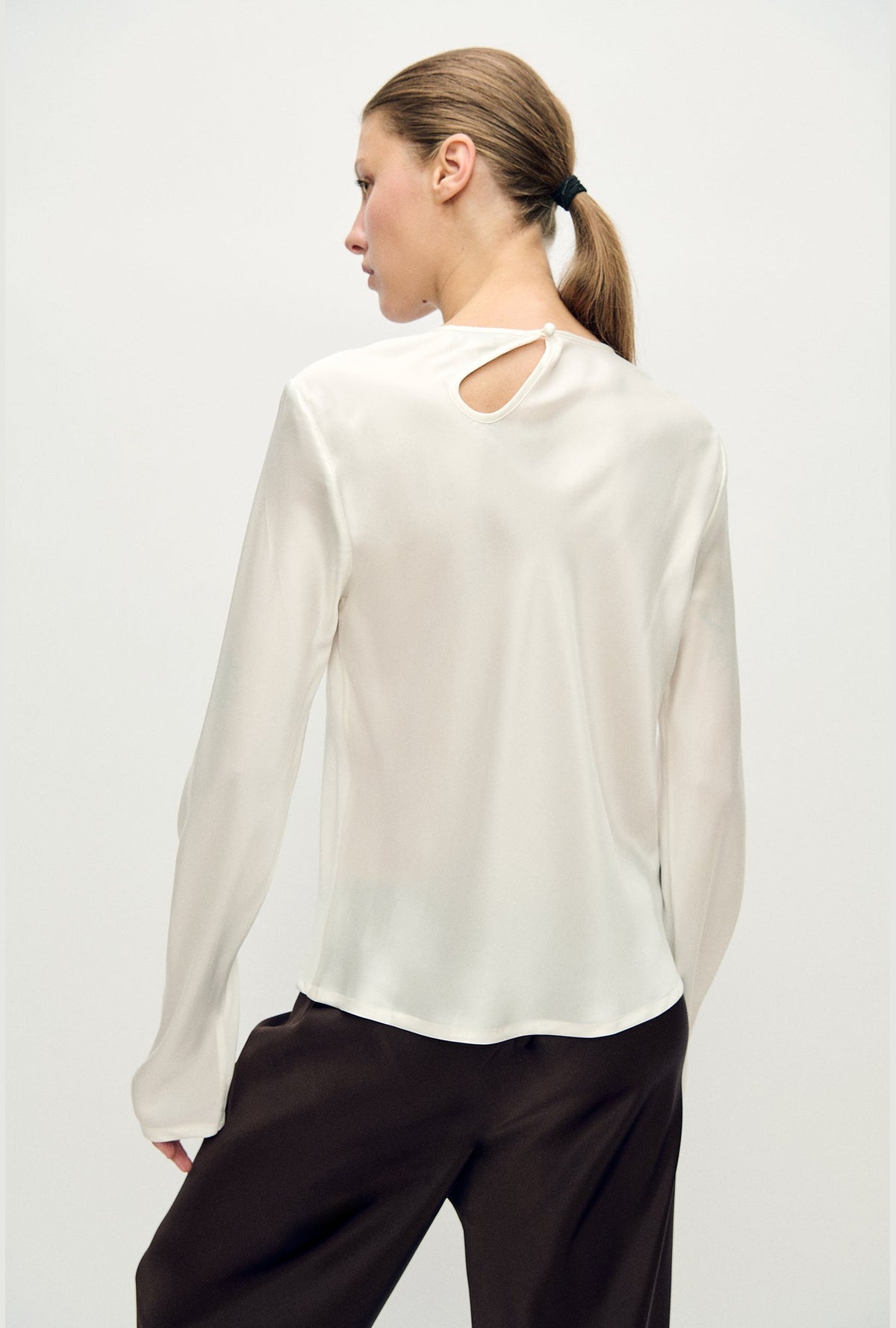 Silk Laundry Long Sleeve Bias Top (White)