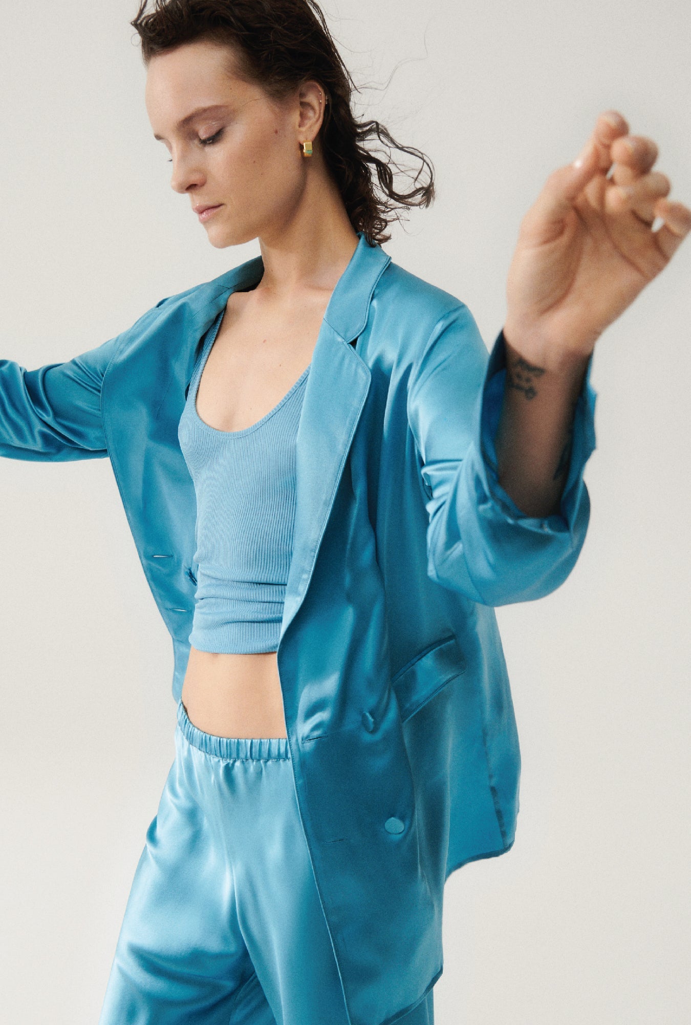 Silk Laundry Relaxed Blazer (Lake)
