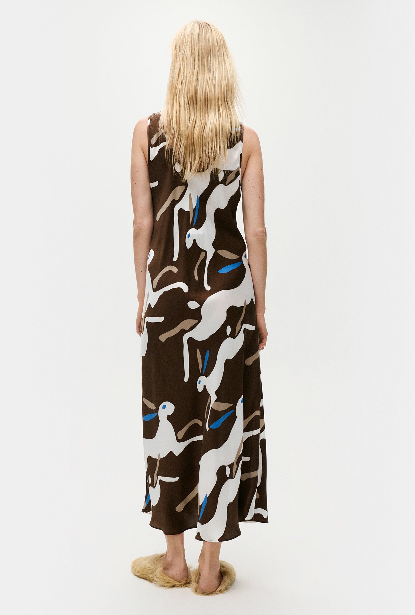 Silk Laundry Scoop Neck Dress (Rabbit Dark Earth)