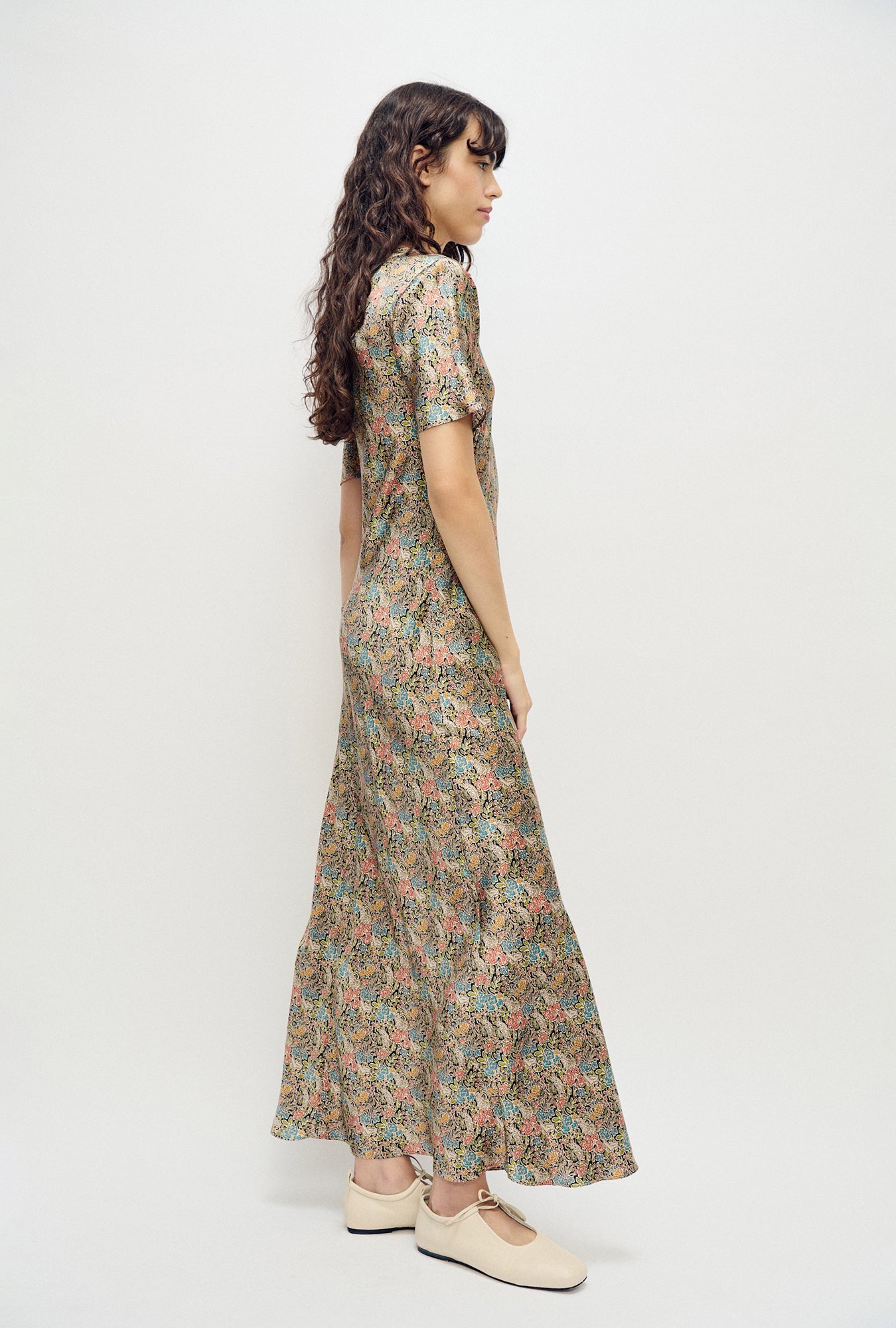 Silk Laundry Short Sleeve Bias Cut Dress (Sugar Floral)