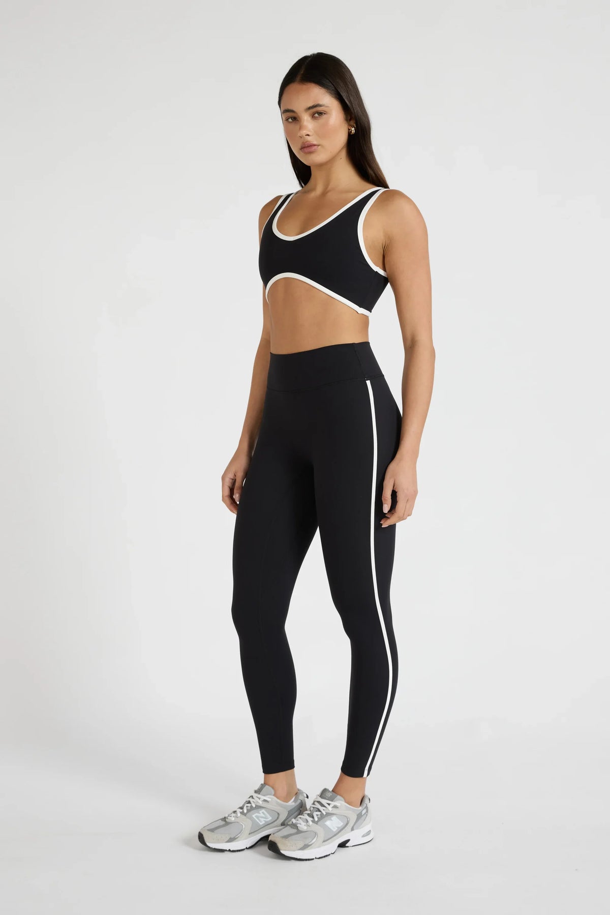 ALLFENIX CloudCore Hi Lo Sports Bra (Black)