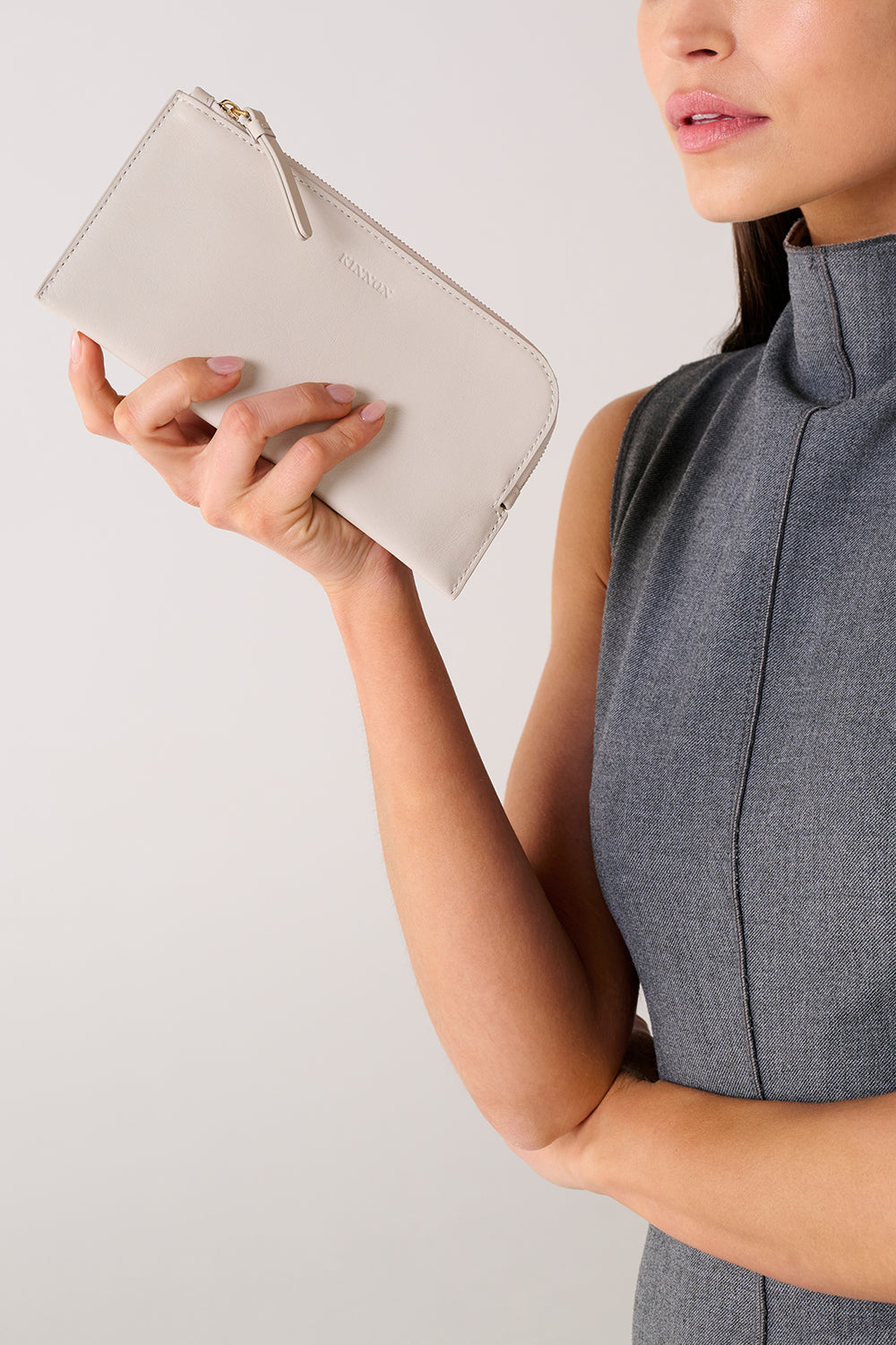 Image of Bags. Product name - MIA PURSE CHALK in Chalk colour by brand - KINNON