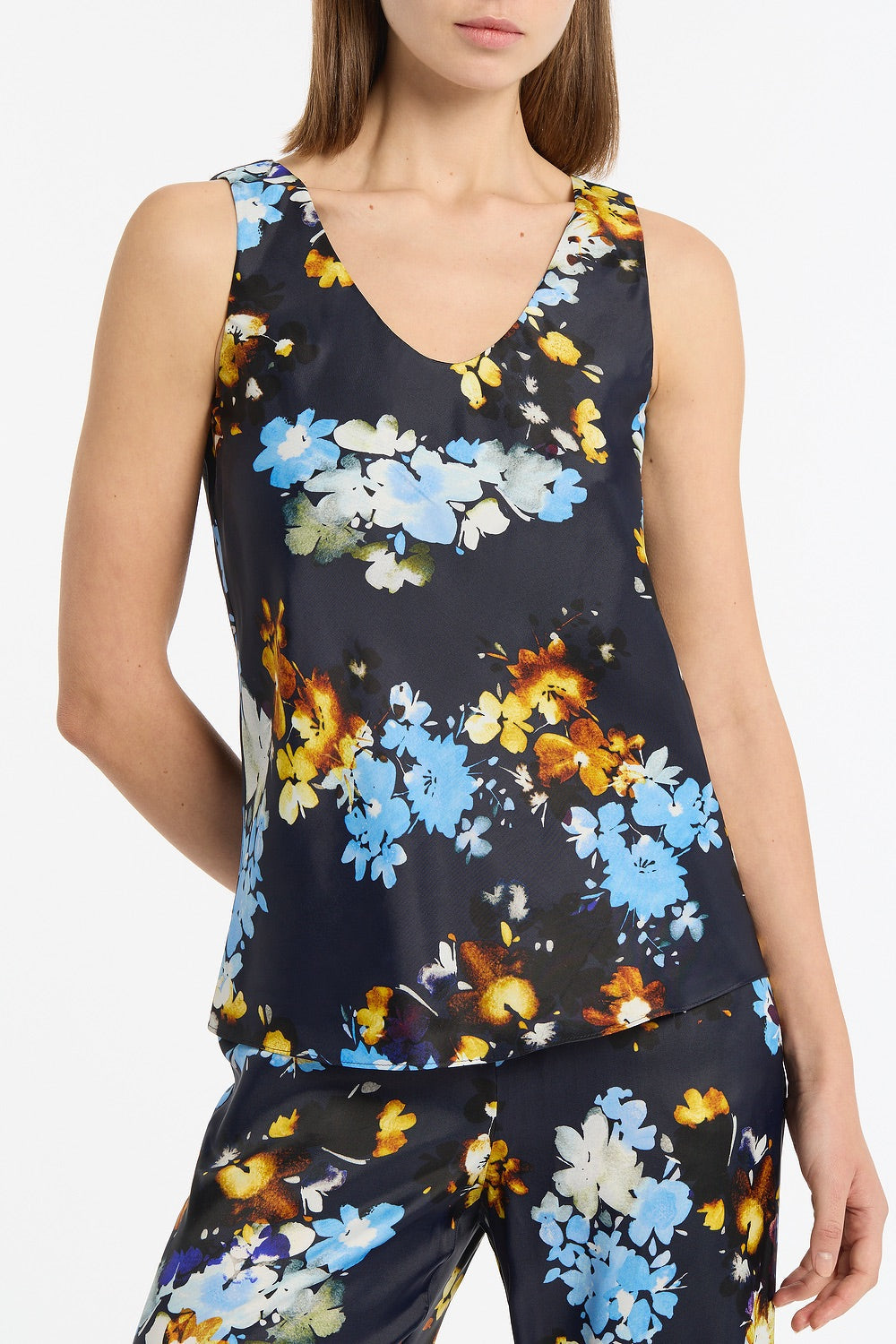 Carla Zampatti Midnight Botanica Viscose Twill Scoop Neck Cami (Navy)